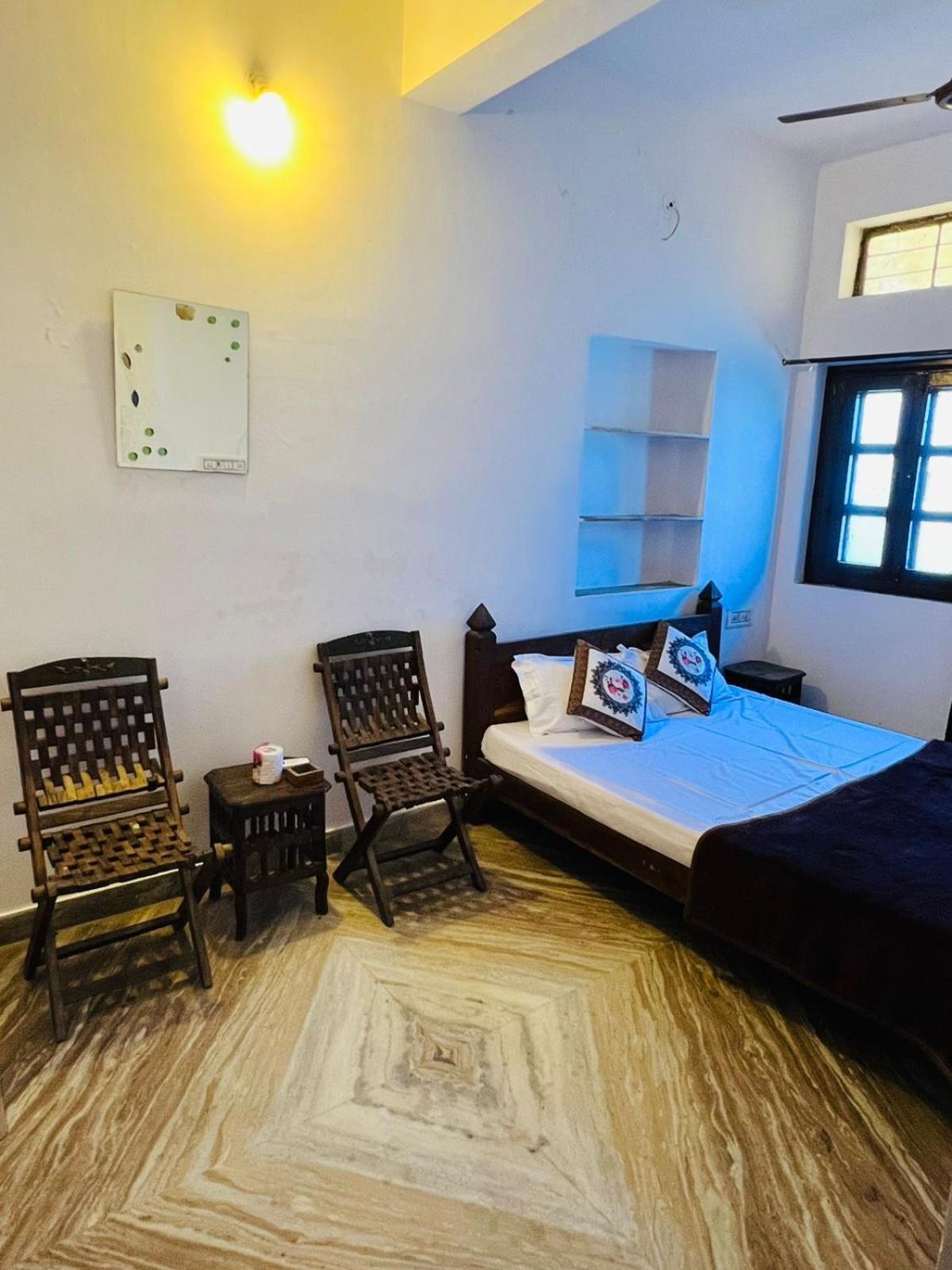 Suri Guest House Pushkar Buitenkant foto